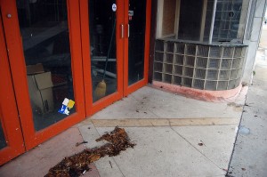 Esquire Theater front door and ticket booth 10-28-2009
