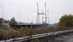 Bill Emerson Memorial Bridge IL side 10 21 2004 5726 300x173 Bill Emerson Memorial Bridge IL side 10 21 2004 5726