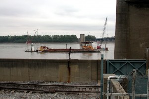 Old Mississippi River Bridge piers MO side 10 19 2004 5652 300x199 Old Mississippi River Bridge piers MO side 10 19 2004