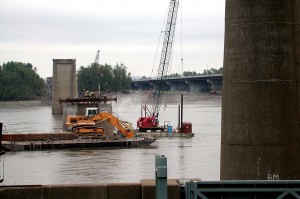 Old Mississippi River Bridge piers MO side 10 19 2004 5653 300x199 Old Mississippi River Bridge piers MO side 10 19 2004 5653