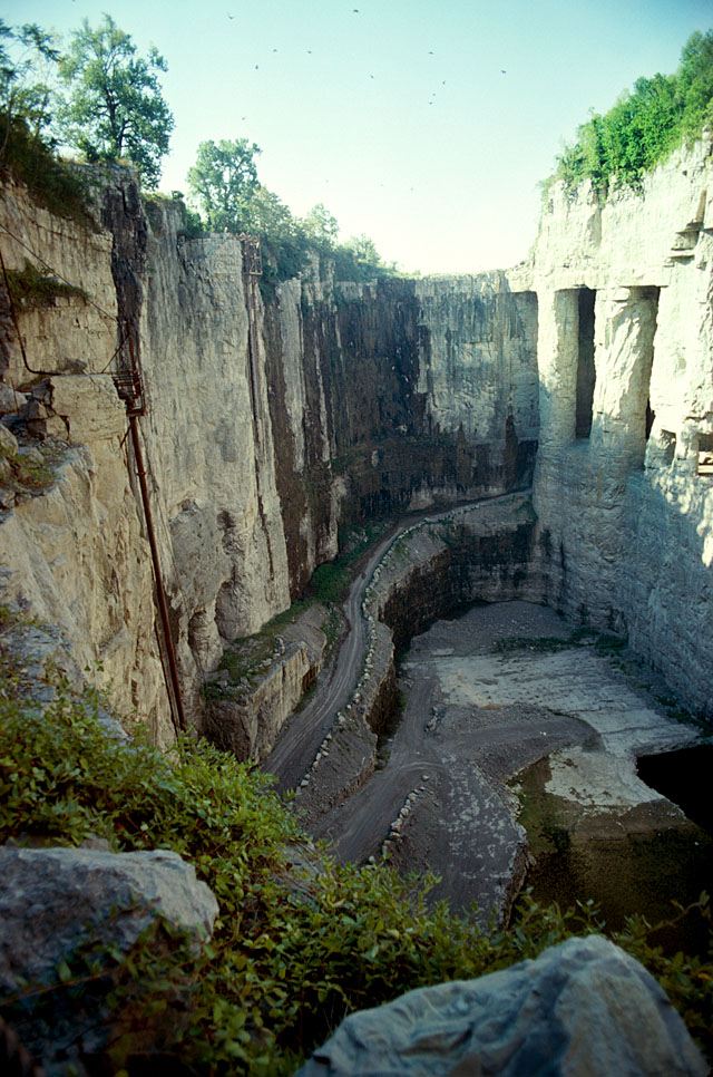 Cement Quarry Caves - Cape Girardeau History and Photos