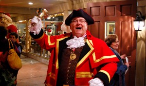 Town Crier Darryl Morgan 12 02 2011 8712 300x176 Town Crier Darryl Morgan 12 02 2011