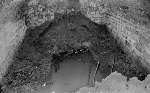 Spigg St wine cellar 04 1966  300x186 Beer or wine cellar uncovered near SEMO on North Sprigg April 1966