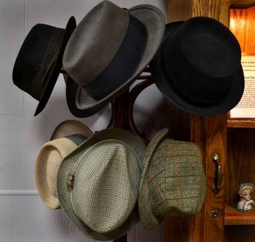 L.V. Steinhoff hat exhibit at Cape County History Center 08-10-2015