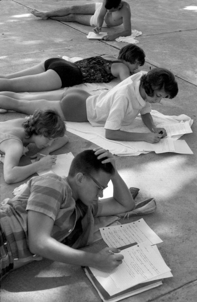 Capaha Park Pool lifesaving class c 1964
