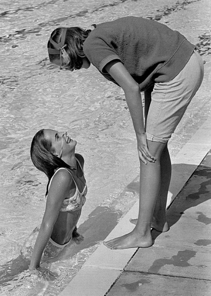 ©-Ken-Steinhoff-Lila-Perry-Steinhoff-synchronized-swim-team-08-14-1967-13