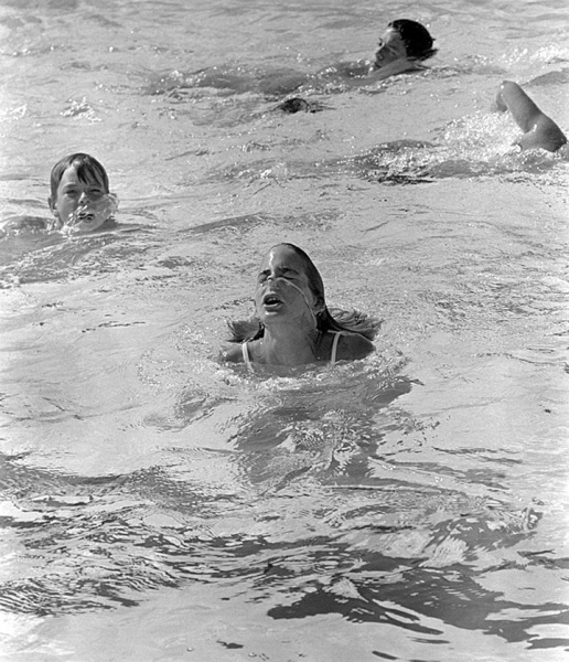 ©-Ken-Steinhoff-Lila-Perry-Steinhoff-synchronized-swim-team-08-14-1967-4