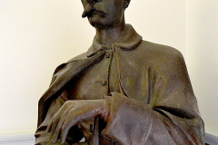 Common-Pleas-Courthouse-statue-in-Jackson-Courthouse-07-13-2012_4368