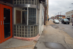 Esquire-Theater-ticket-booth-10-28-2009_6689