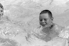 Jackson-Swimming-Pool-c-1960s-22-11