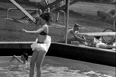 Jackson-Swimming-Pool-c-1960s-22-15