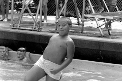 Jackson-Swimming-Pool-c-1960s-22-5