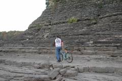 Mark Steinhoff climbs Tower Rock with bicycle 10-12-2003