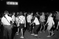 ©-Ken-Steinhoff-Teen-dance-in-bank-lot-8-21-64-3