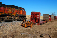 BNSF train derailment MM 139 along Nash Road Scott City 12-11-2011