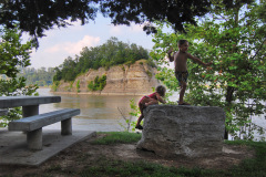 ©-Ken-Steinhoff-Children-at-Tower-Rock-07-14-2011_9279