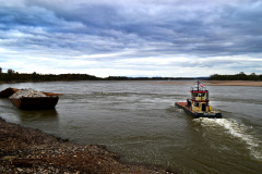 US Corps of Engineers Dredge Potter and Pushboat Prairie Du Rocher north of Cape Rock 10-19-2012