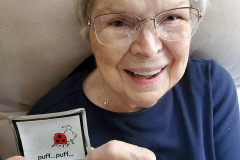 LaFern-Stiver-w-ashtray-2021-06-28_170711