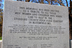 Stoddard-County-Poor-Farm-Cemetery-04-13-2011_4094
