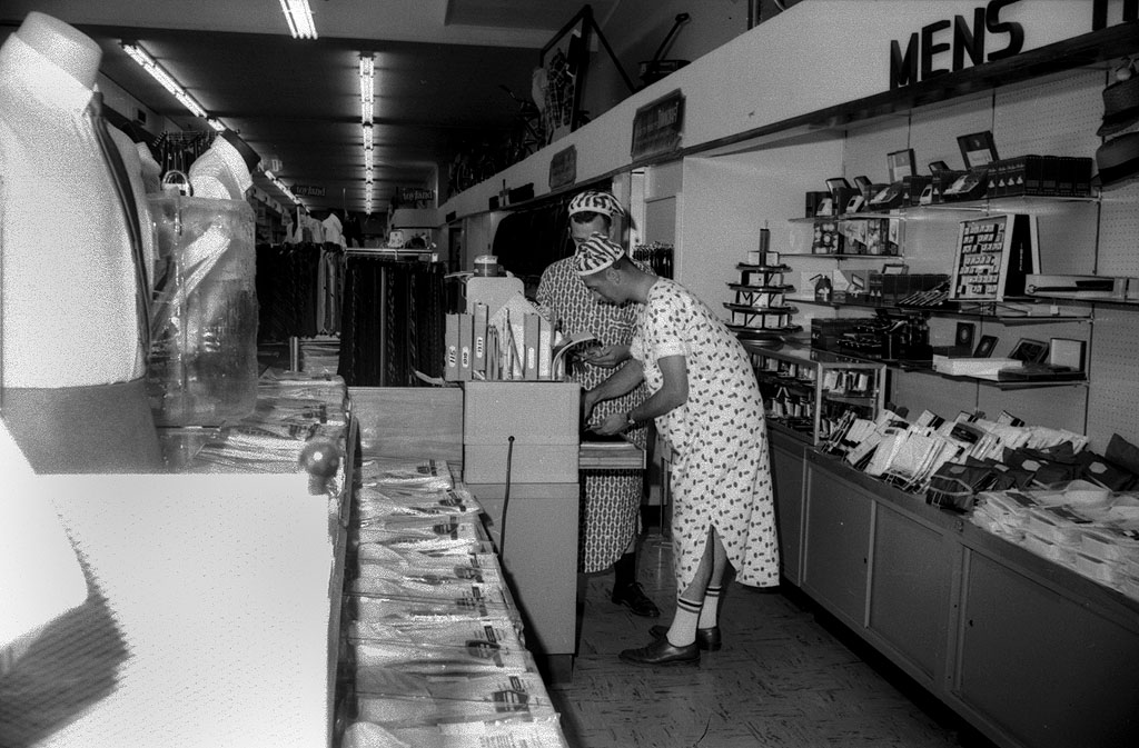 Mainstreet Midnight Madness Sale 1964 Cape Girardeau History and Photos