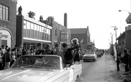 Broadway looking northeast; note the KFVS tower is missing