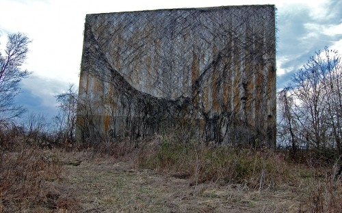 Montgomery Drive-In Blomeyer Screen 03-20-2010