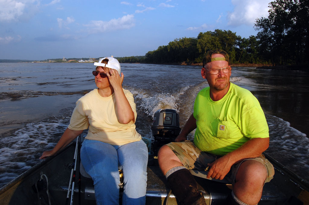 Trotline Fishing on The Mississippi - Cape Girardeau History and Photos