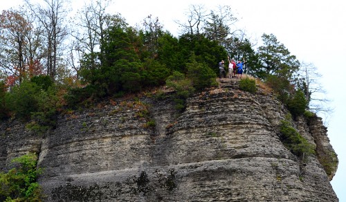 Tower Rock geocachers 08-04-2012_6180