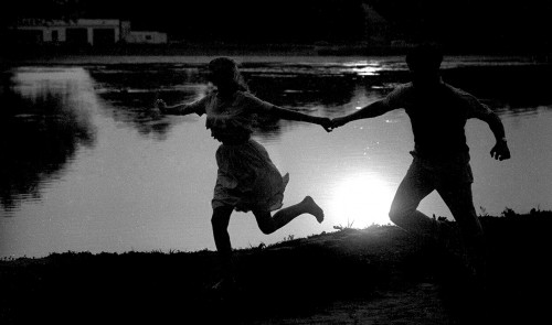 Couple at Capaha Park Lagoon c 1967