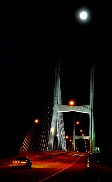 Cape bridge full moon 01-25-2013