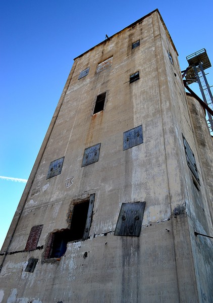 Oran grain elevators 02-03-2013_1778