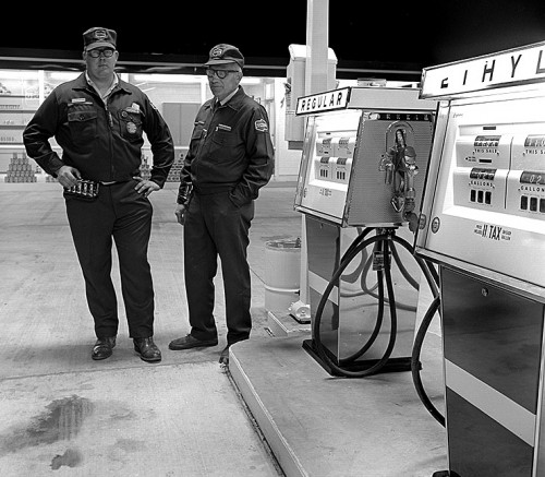 Bonded Service Station - W Union - 10-22-1968