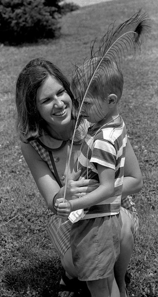 Girl Scouts work with Head Start 07-12-1967