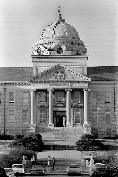 SEMO Academic Hall