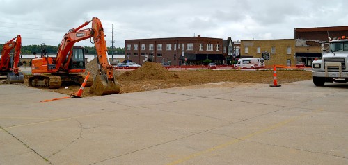 Site of Old First National Bank - Broadway - Main 07-05-2013