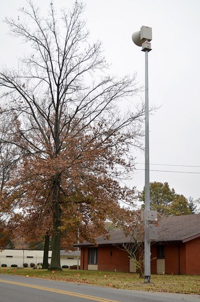 Kingsway Dr tornado warning siren 11-16-2013