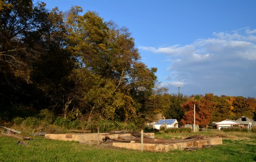 Hwy 74 barn 11-02-3013_9770