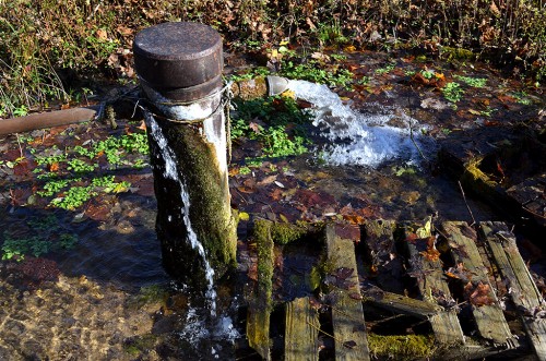 Artesian Well on 34 west of Marble Hill 11-07-2013