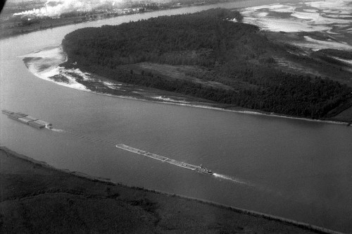 Mississipi River Barges