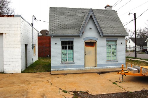 Former gas station at 802 Good Hope 03-28-2010