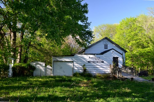 Juden School 900 W Cape Rock 04-29-2014