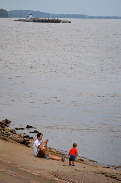 Brad Bollwert and son Carson on riverfront 09-10-2014