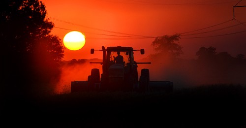 Sunset near Blomeyer 09-30-2014