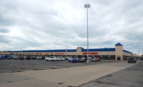 Town Plaza Shopping Center 04-16-2011