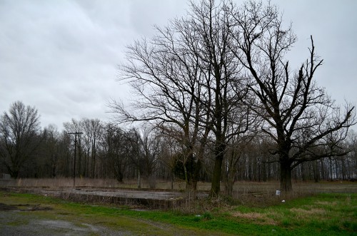 Possible site of Dutchtown Tavern 04-03-2015