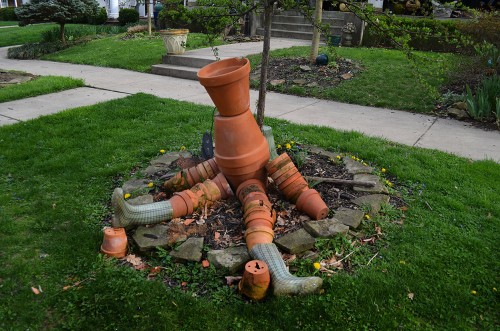 Pot sculpture Athens 04-15-2015