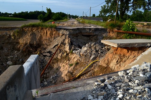 Cape LaCroix Creek sinkhole 07-19-2015