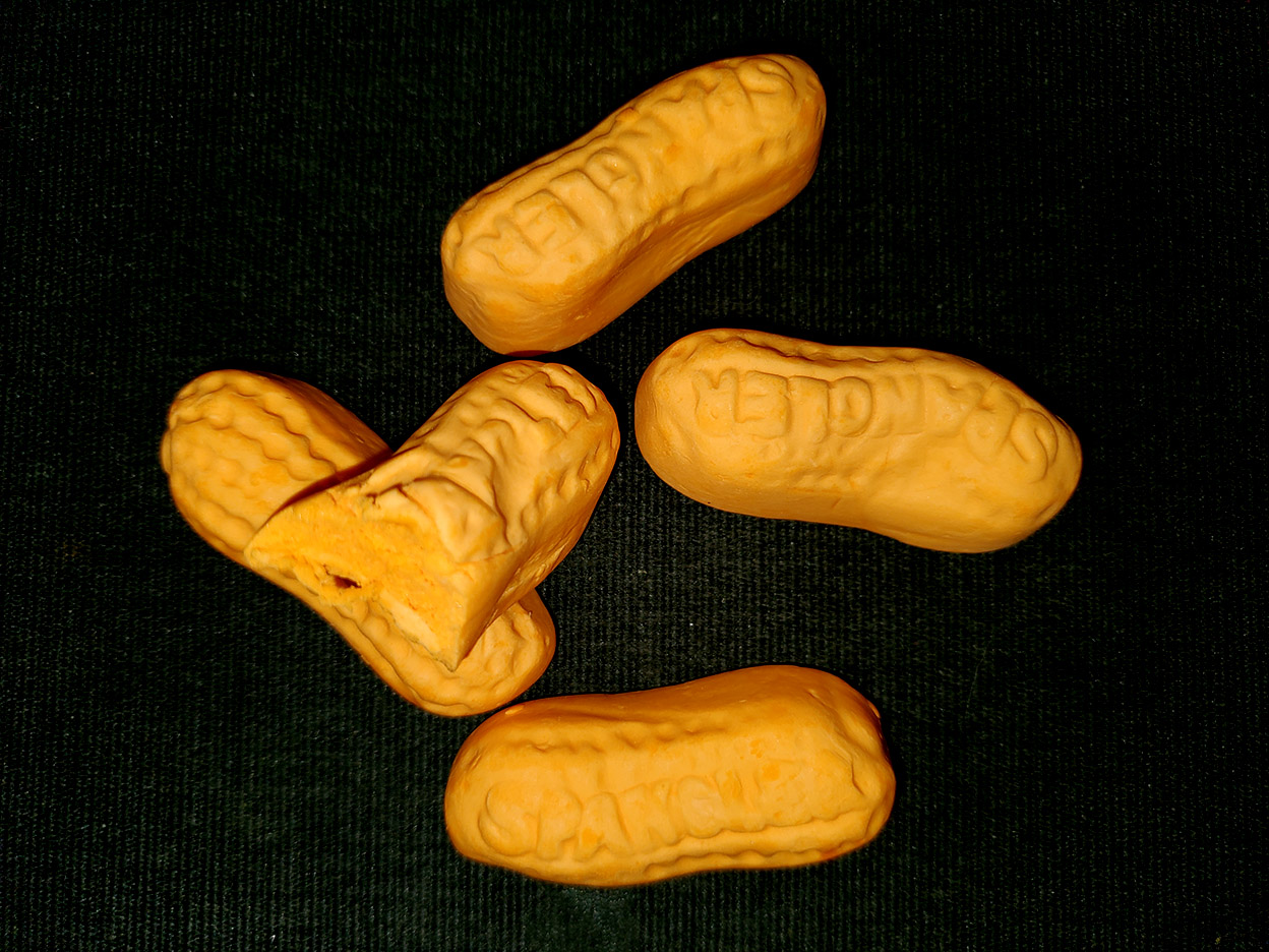 Brown/ Yellow Circus Peanut